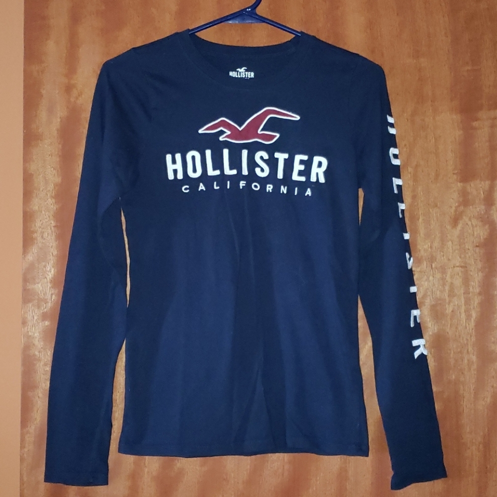Gently worn Slim Fit Longsleeve Hollister Tee - Picture 1 of 6